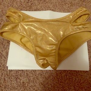 Iheartraves Gold Scrunch Booty Shorts